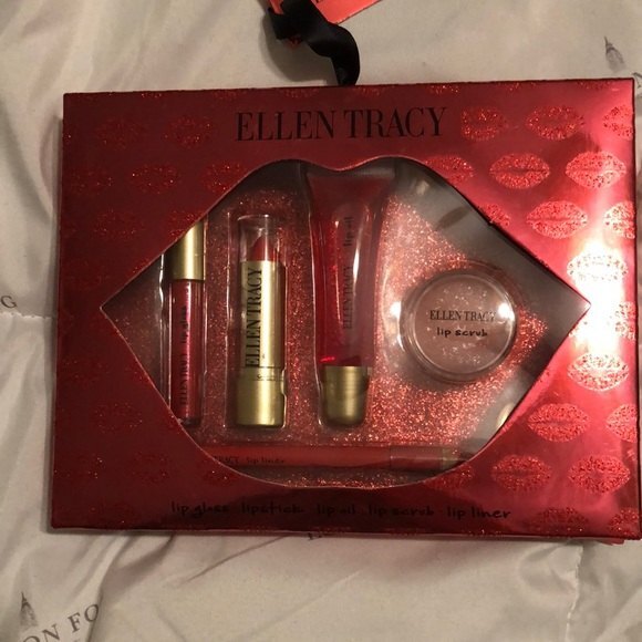Ellen Tracy lip set - Picture 1 of 1